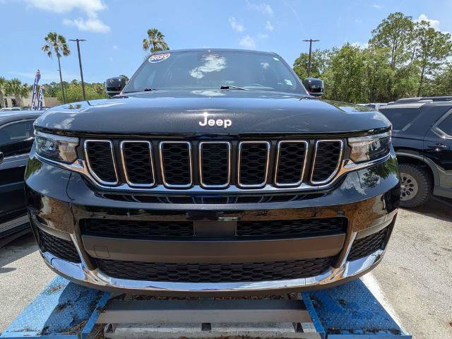 Used 2025 Jeep Grand Cherokee L Laredo AWD/4WD image 8