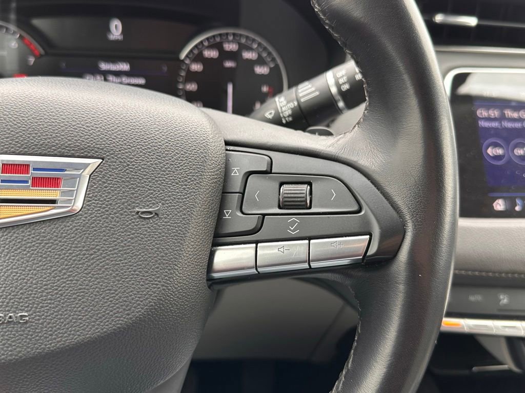 Used 2023 Cadillac XT4 Premium Luxury image 27