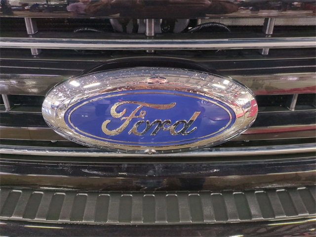 Certified 2025 Ford F350 Platinum w/ Snow Plow Prep Package image 9