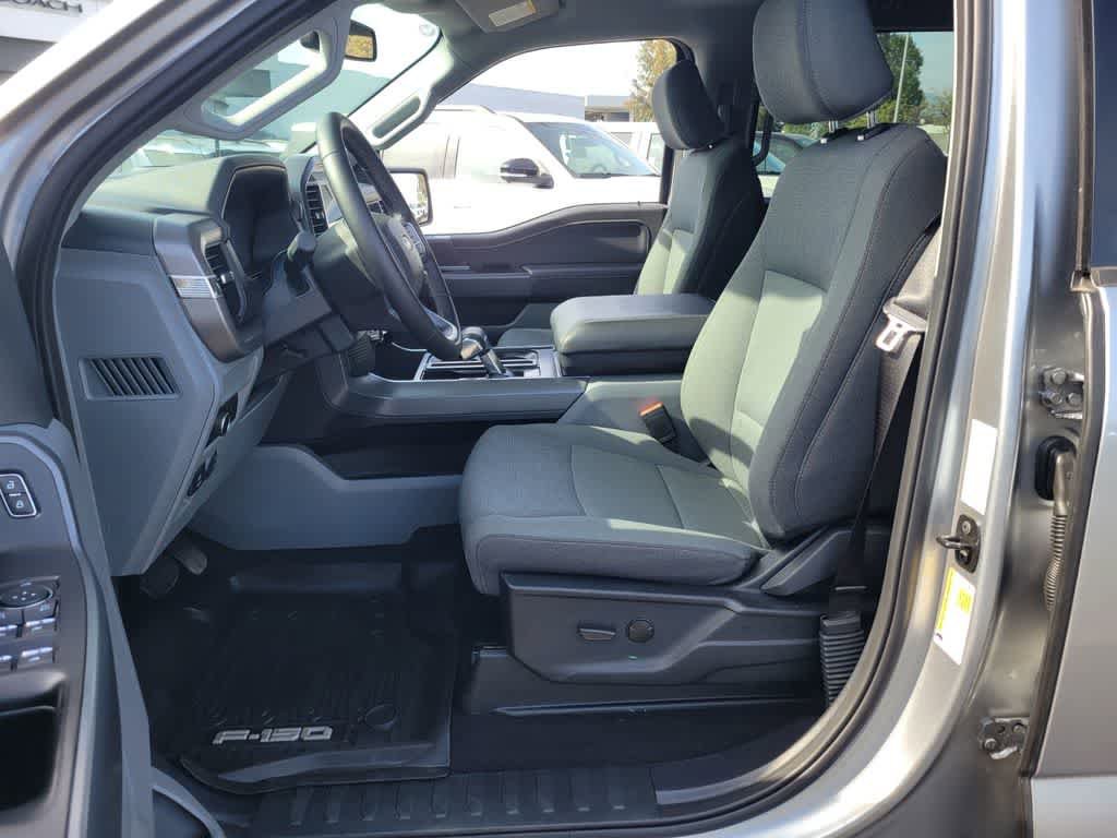 Certified 2025 Ford F150 Lightning XLT AWD/4WD image 10