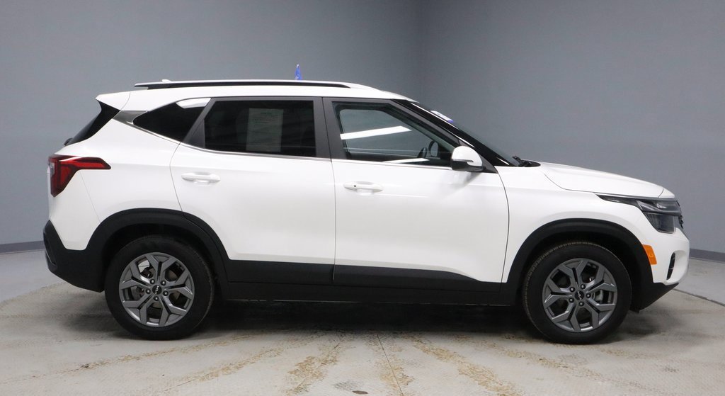 Used 2024 Kia Seltos S image 6