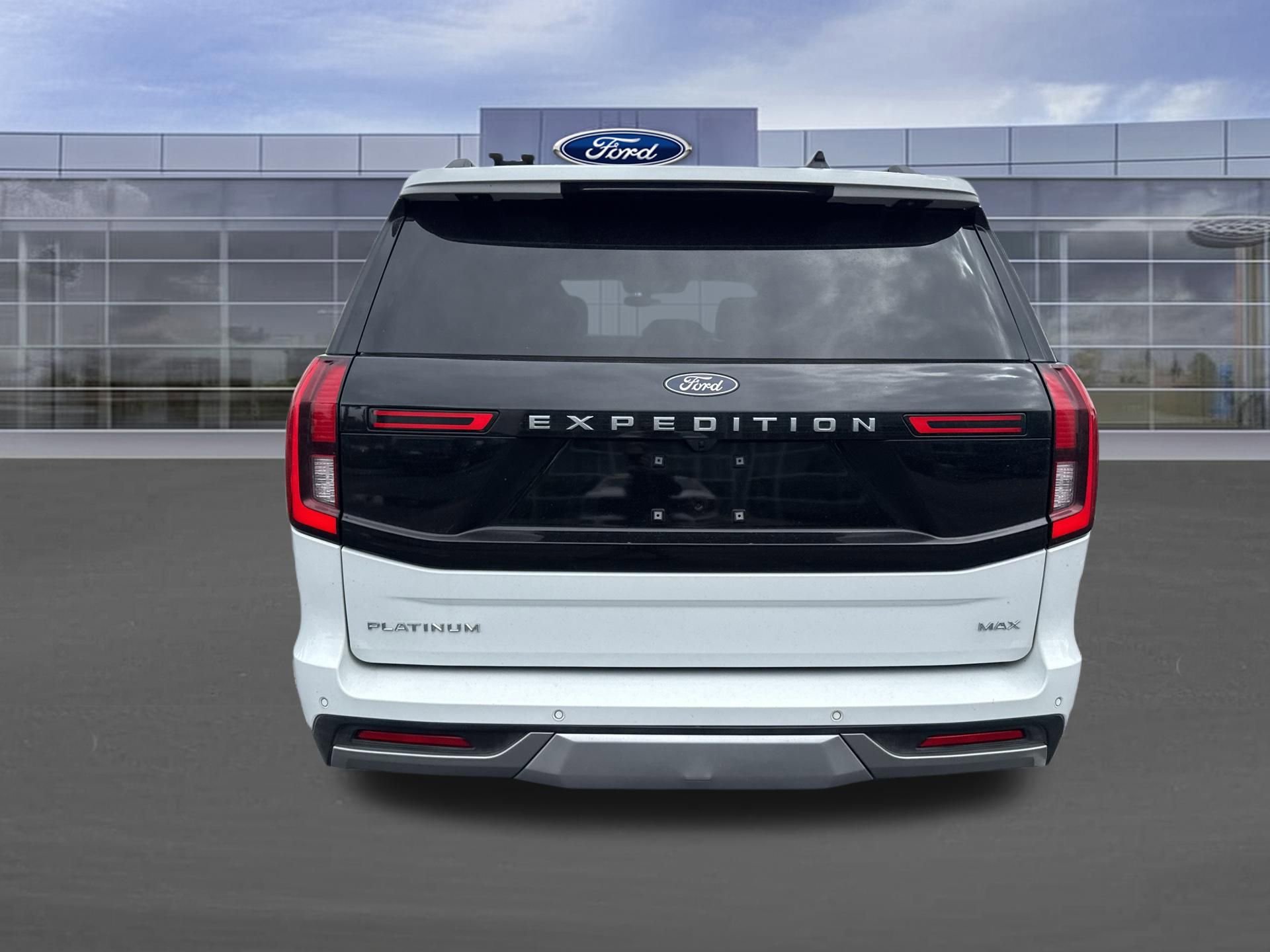 Certified 2025 Ford Expedition Max Platinum image 5