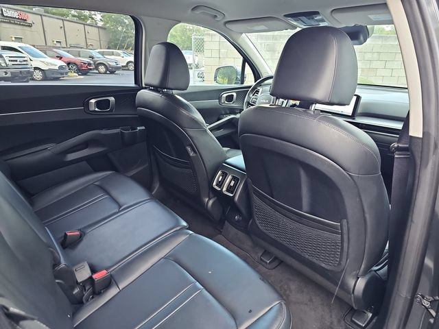 Used 2024 Kia Sorento S AWD/4WD image 11