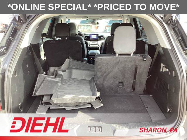 Certified 2022 Ford Explorer XLT w/ Equipment Group 202A AWD/4WD image 16