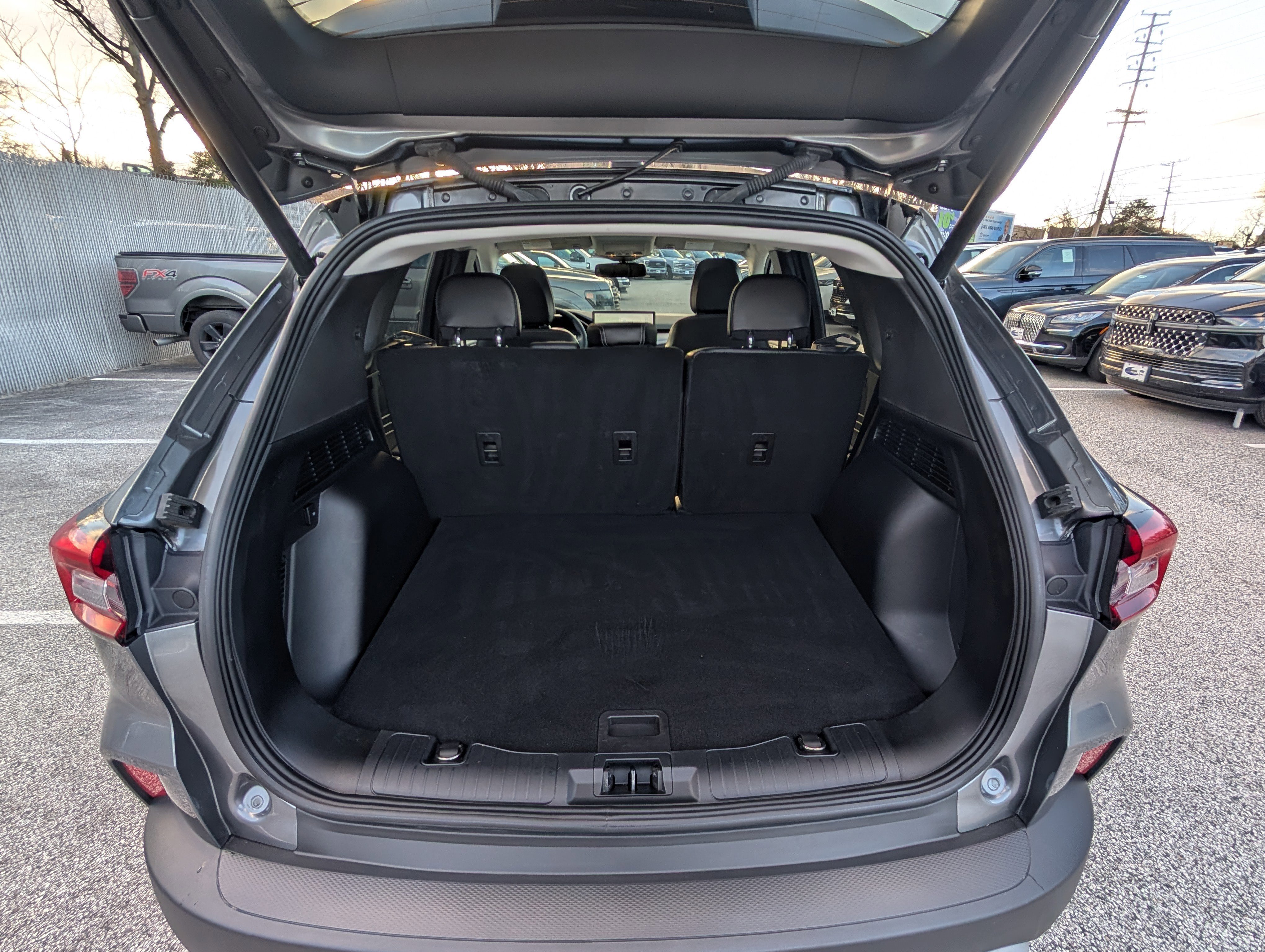 Certified 2023 Ford Escape SE w/ PHEV Premium Package image 14