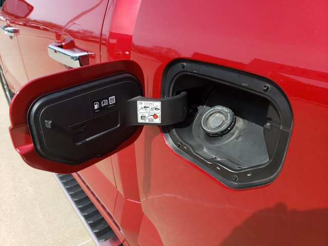 Certified 2024 Ford F150 XLT w/ FX4 Off-Road Package AWD/4WD image 15