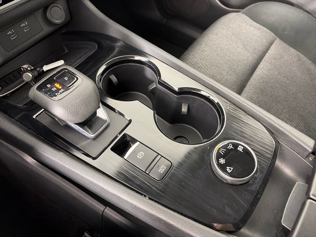 Used 2024 Nissan Rogue SV AWD/4WD image 23