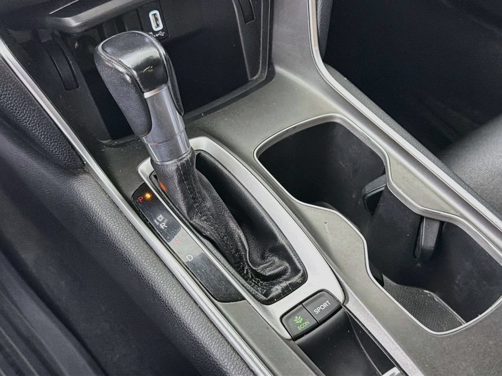 Used 2019 Honda Accord Sport image 18
