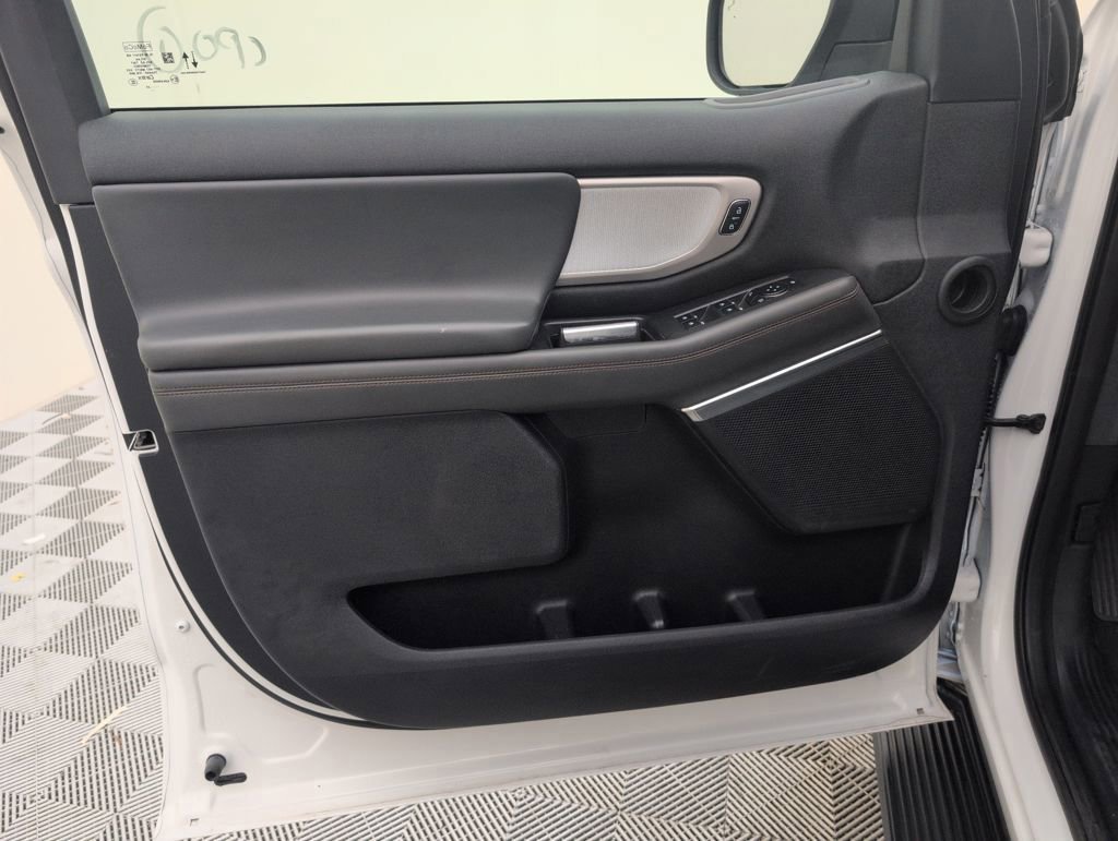 Certified 2025 Ford Expedition Max Active image 36