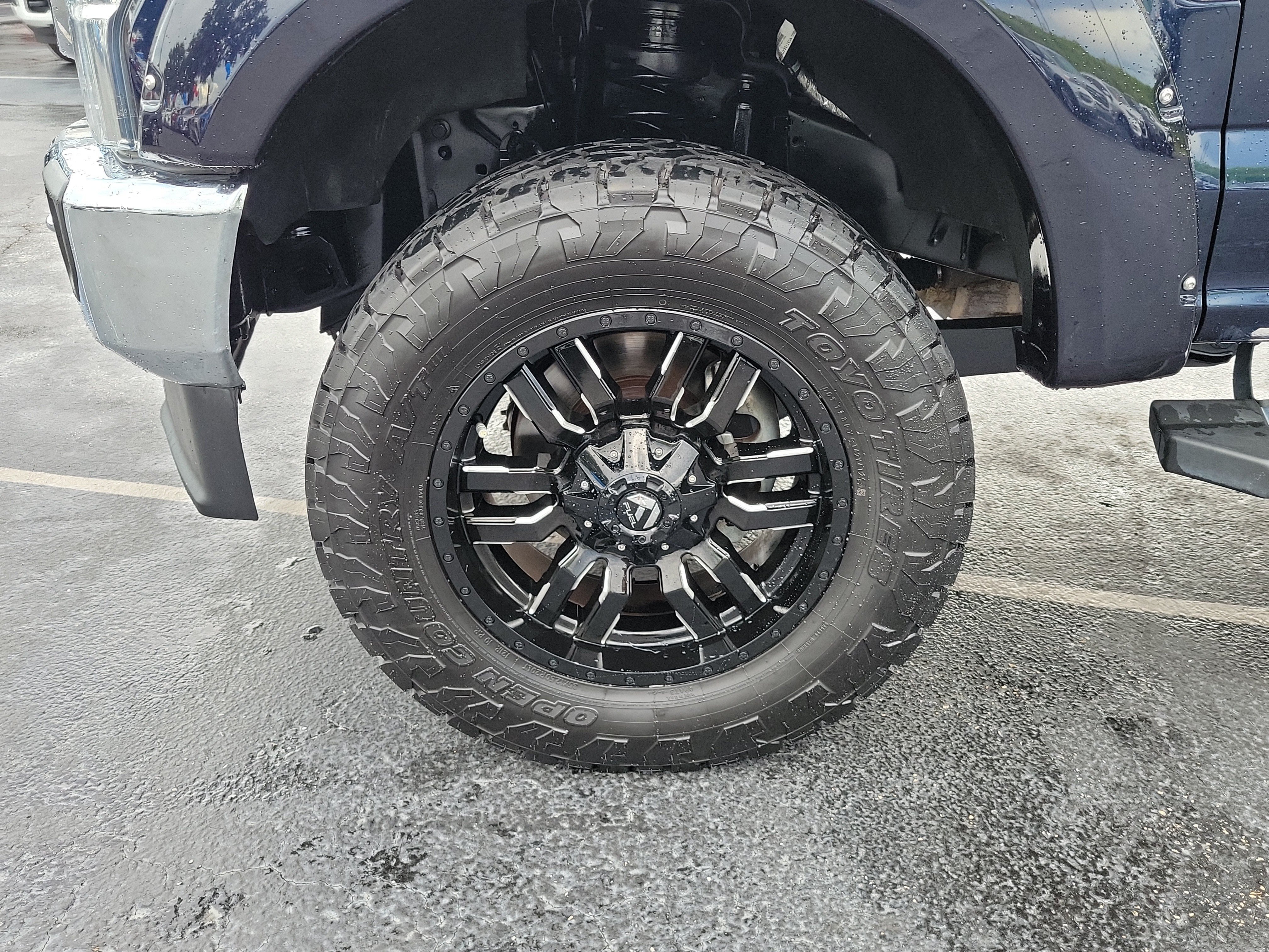 Certified 2022 Ford F250 XLT w/ XLT Premium Package AWD/4WD image 5