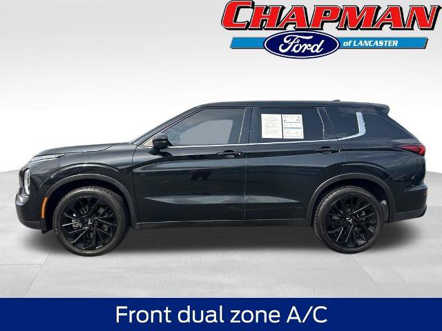 Used 2023 Mitsubishi Outlander SEL Black Edition AWD/4WD image 2