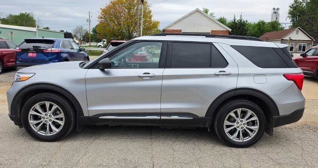 Certified 2021 Ford Explorer XLT w/ Equipment Group 202A AWD/4WD image 4