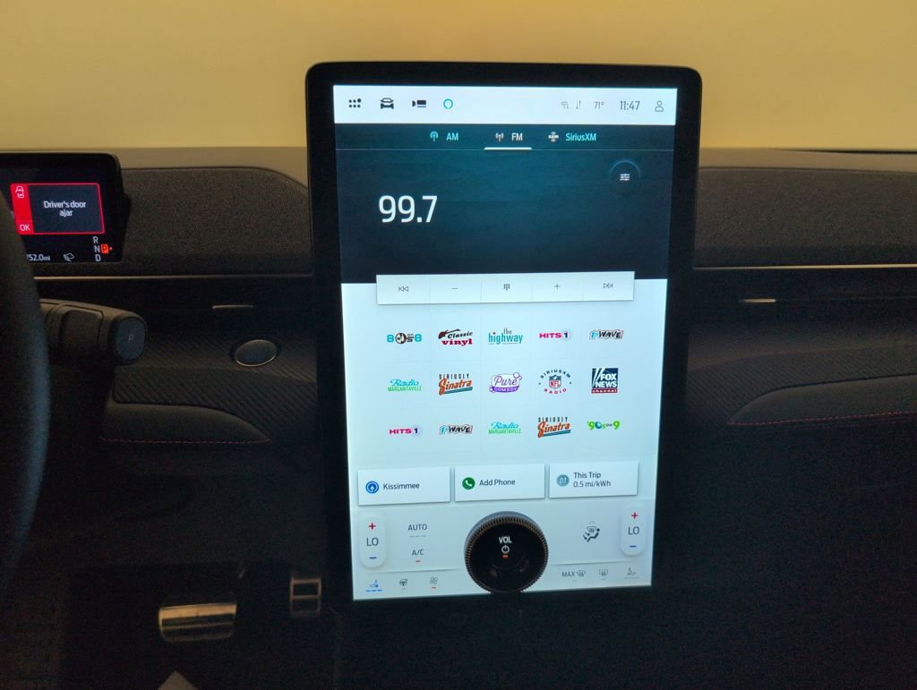 Certified 2025 Ford Mustang Mach-E Premium w/ Sport Appearance Package image 28