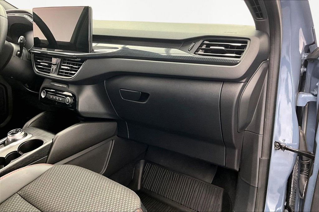 Certified 2023 Ford Escape ST-Line w/ Tech Pack #1 image 17