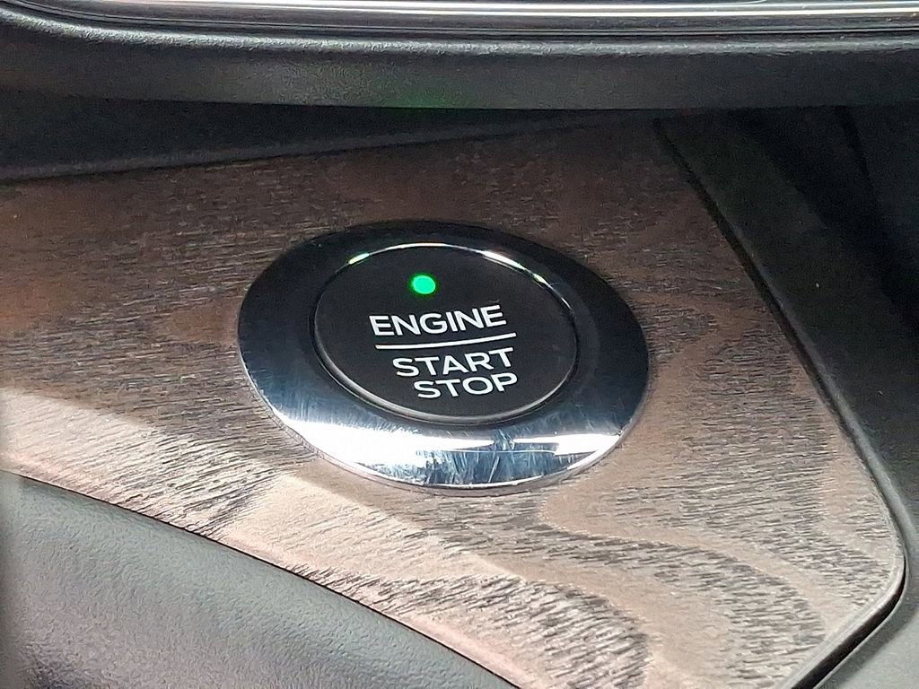 Certified 2020 Ford Explorer Platinum w/ Premium Technology Package image 26