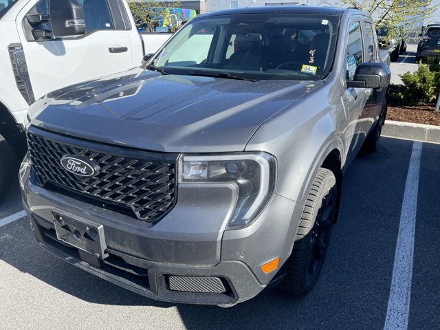 Certified 2025 Ford Maverick Lariat w/ Black Appearance Package AWD/4WD image 2