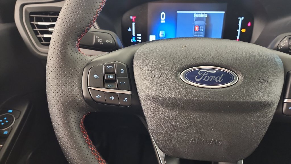 Certified 2024 Ford Escape ST-Line w/ Tech Pack #1 AWD/4WD image 19