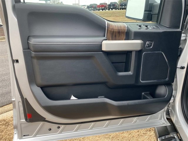 Certified 2019 Ford F150 Lariat w/ Equipment Group 502A Luxury image 16