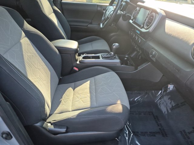 Used 2021 Toyota Tacoma TRD Off-Road w/ Technology Package AWD/4WD image 34