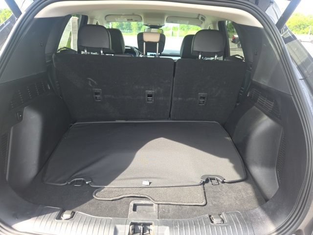 Certified 2022 Ford Escape Titanium AWD/4WD image 11