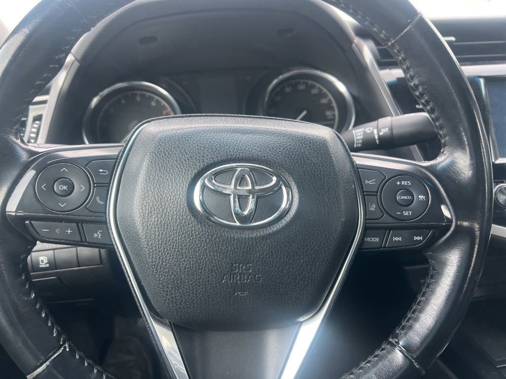 Used 2020 Toyota Camry SE image 23
