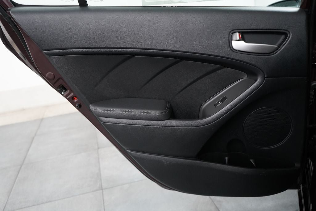 Used 2017 Kia Forte LX FWD image 29