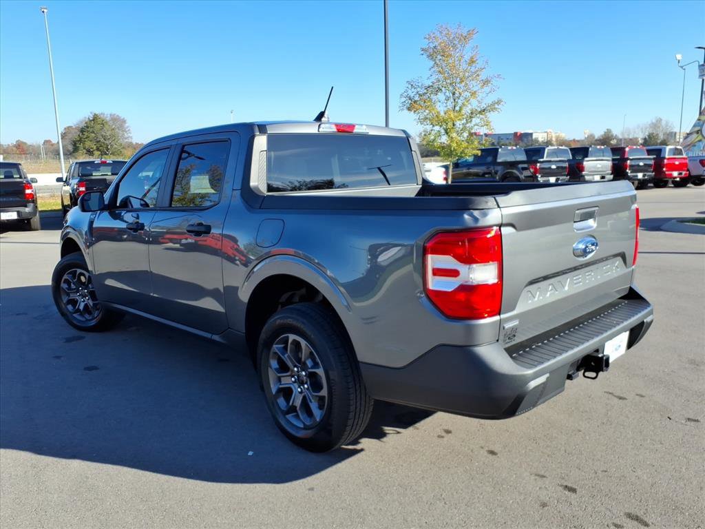 Certified 2024 Ford Maverick XLT image 3