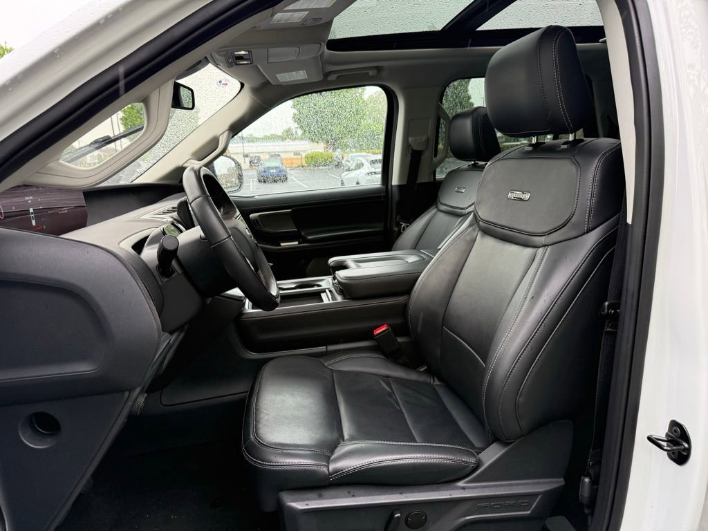 Certified 2025 Ford Expedition Max Platinum AWD/4WD image 12