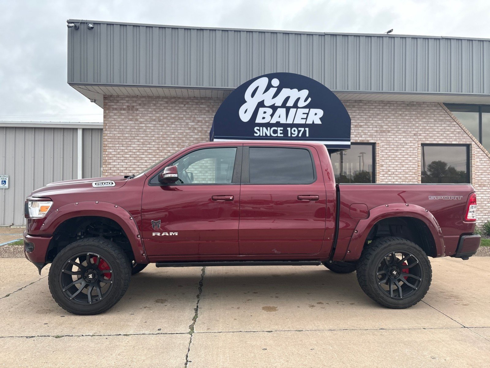 Used 2022 RAM 1500 Big Horn AWD/4WD image 2
