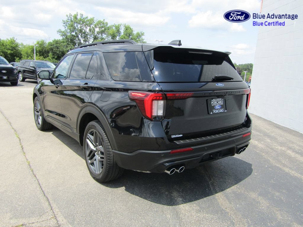 Certified 2025 Ford Explorer ST AWD/4WD image 5