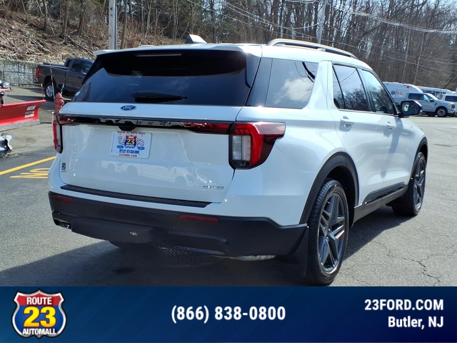 Certified 2025 Ford Explorer ST-Line w/ Premium Package AWD/4WD image 5