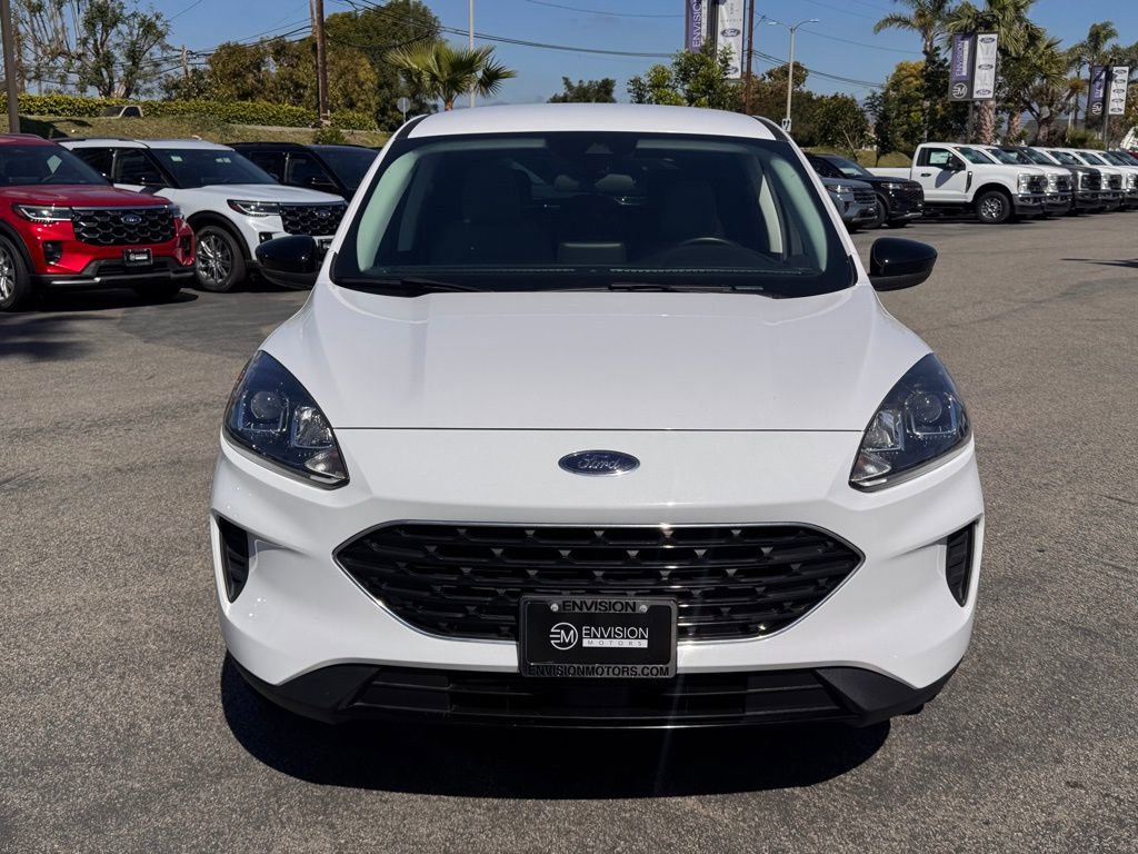 Certified 2022 Ford Escape SE w/ SE Sport Appearance Package image 6