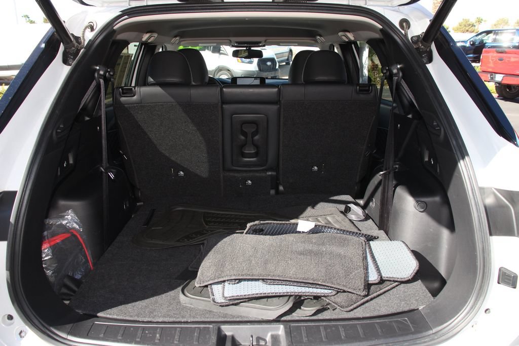 Used 2022 Mitsubishi Outlander SEL AWD/4WD image 24