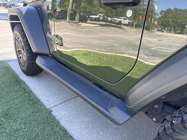 Used 2020 Jeep Wrangler Sport AWD/4WD image 13
