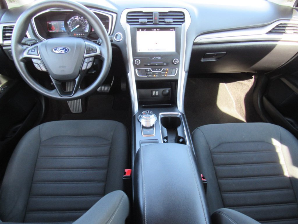 Certified 2019 Ford Fusion SE FWD image 17