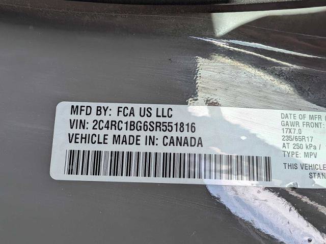 Used 2025 Chrysler Pacifica Select FWD image 30