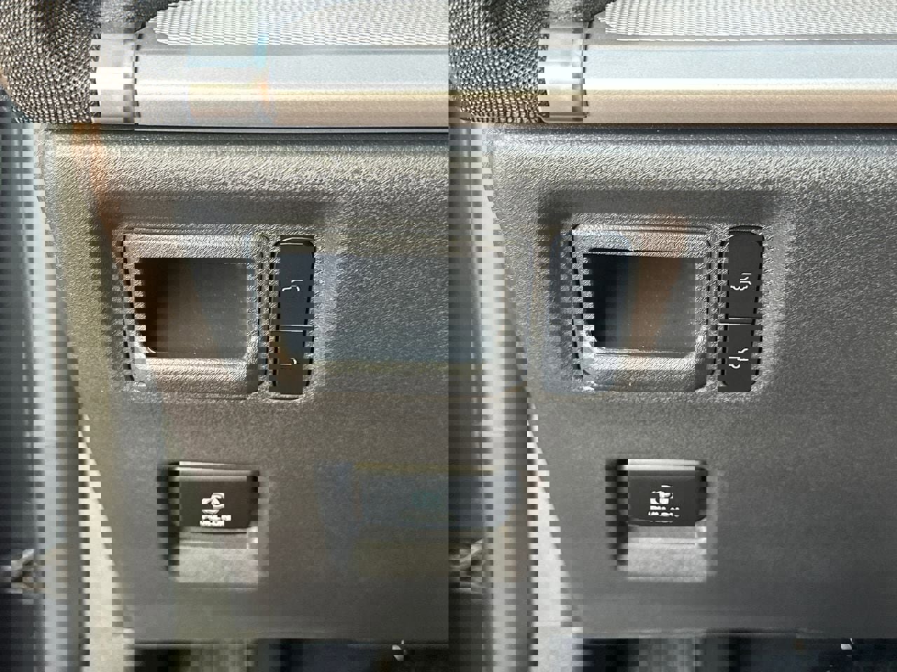 Certified 2025 Ford Expedition Max Active image 34