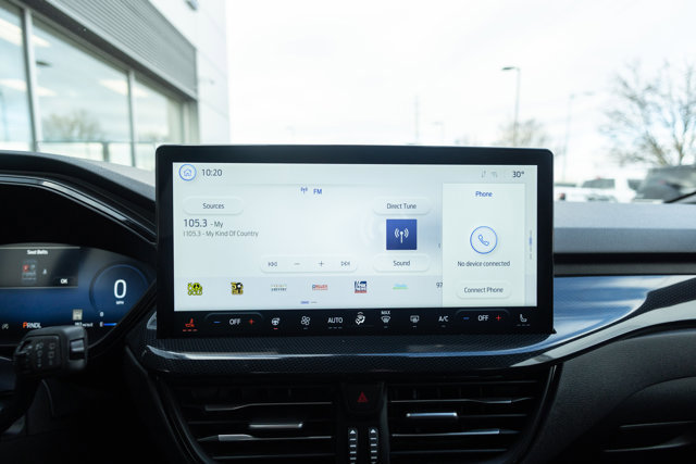 Certified 2025 Ford Escape ST-Line Elite w/ Premium Technology Package image 18