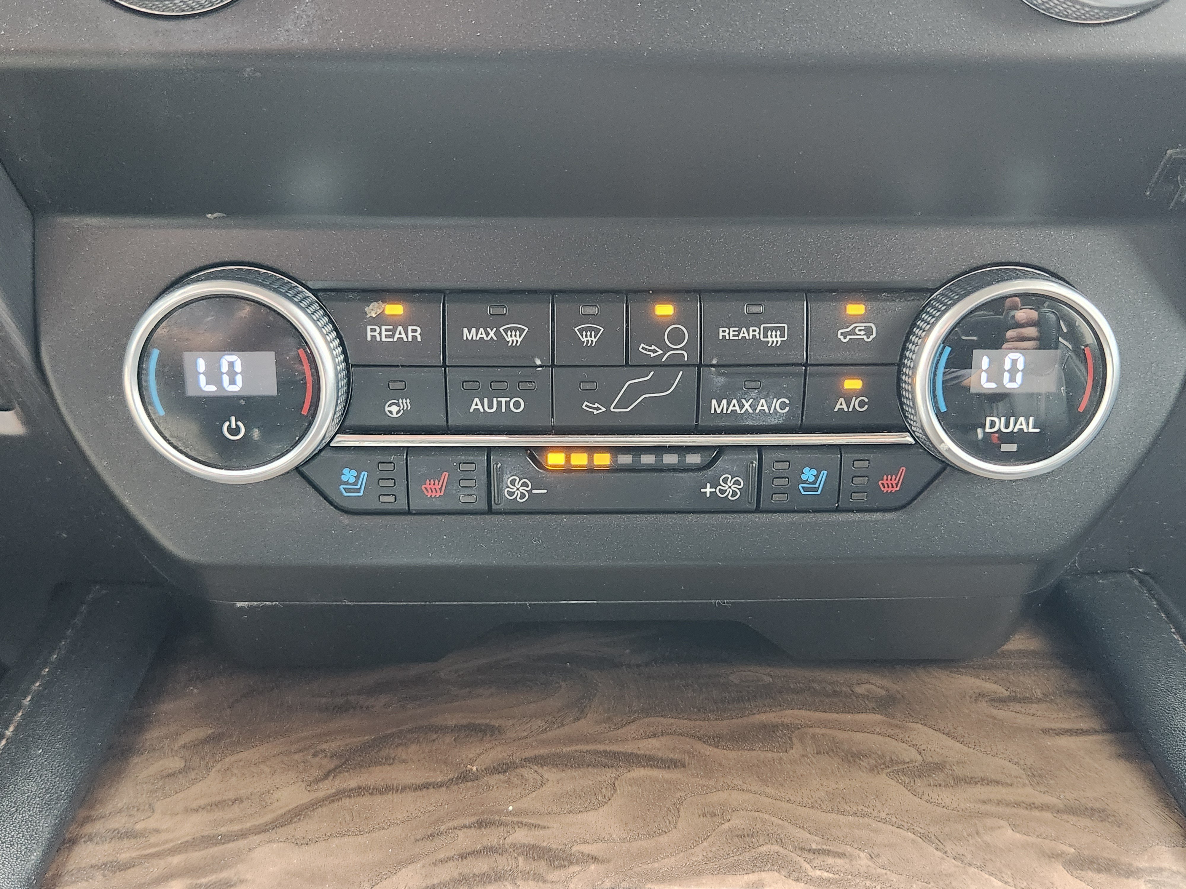 Certified 2020 Ford Expedition Platinum RWD image 14