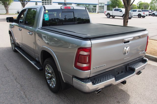 Used 2019 RAM 1500 Laramie AWD/4WD image 3