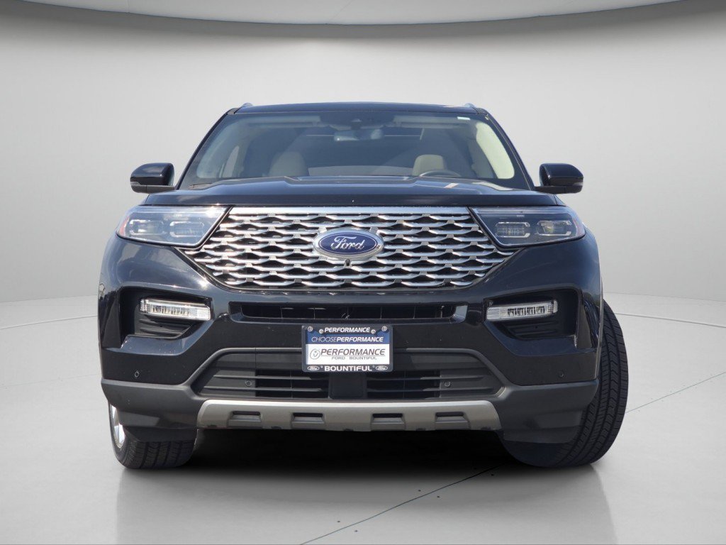 Certified 2021 Ford Explorer Platinum w/ Equipment Group 601A AWD/4WD image 3