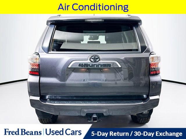 Used 2022 Toyota 4Runner SR5 Premium image 7
