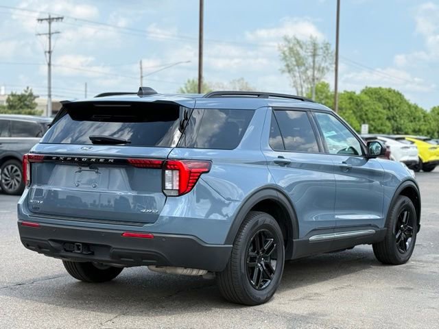 Certified 2025 Ford Explorer Active AWD/4WD image 42