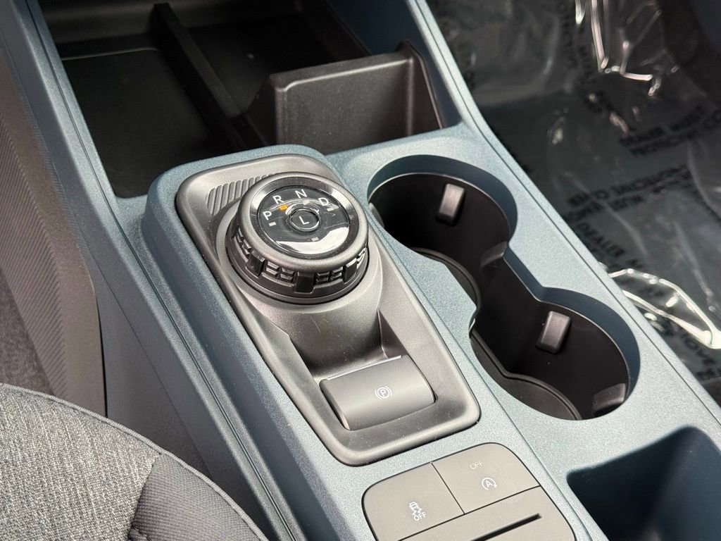 Certified 2025 Ford Maverick XLT w/ Black Appearance Package image 12