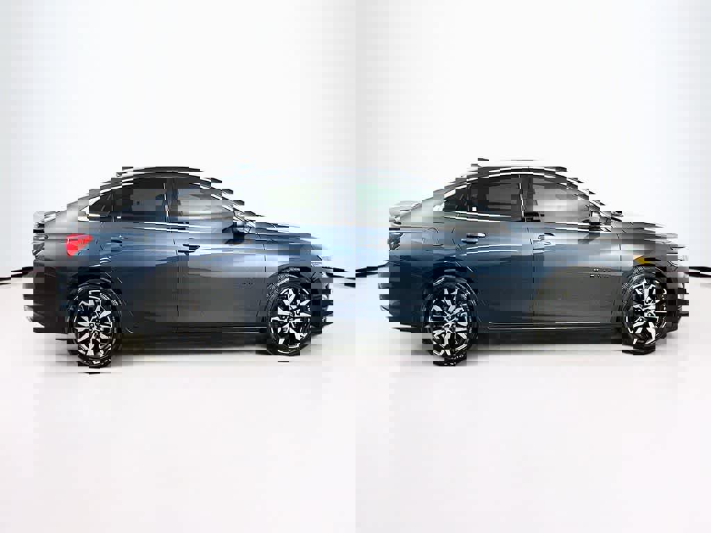 Used 2021 Chevrolet Malibu RS image 25