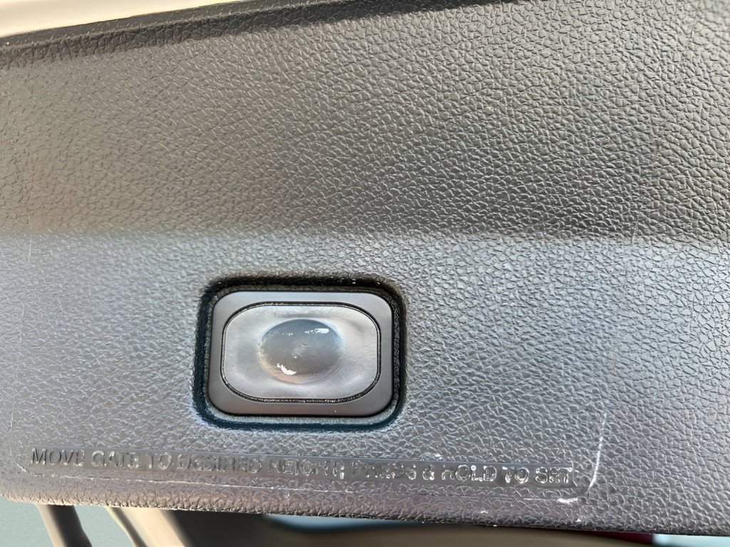 Certified 2018 Ford Explorer Sport w/ Ford Safe & Smart Package AWD/4WD image 13