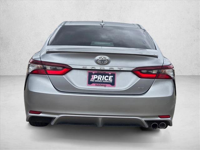Used 2024 Toyota Camry SE FWD image 4