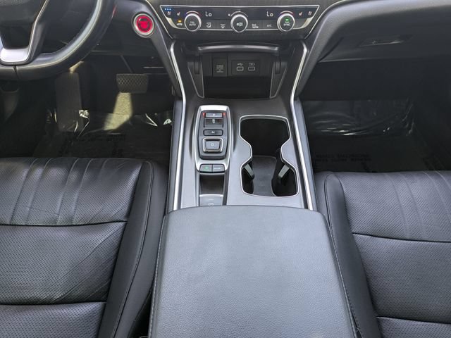Used 2022 Honda Accord Touring image 18