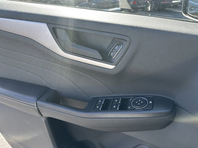 Certified 2022 Ford Escape SE w/ Convenience Package image 32