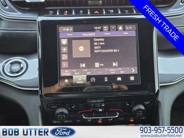 Used 2023 Jeep Grand Cherokee Altitude AWD/4WD image 16